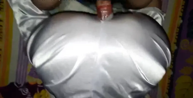 Cô gái việt mông to nện cực phê