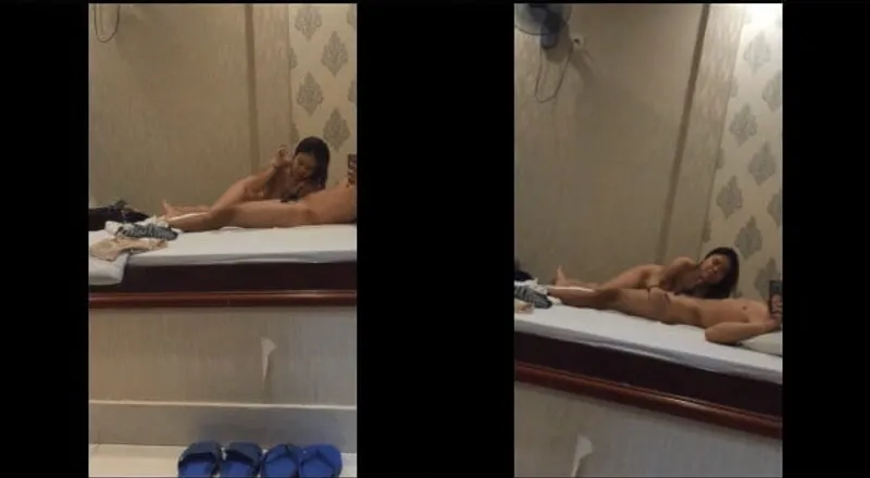 Dạy em liếm mút