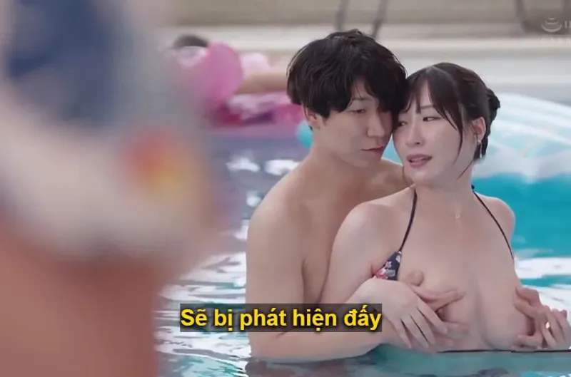 đi đi giã ngoại kỷ niệm ngày cưới, ông chồng bỏ người vợ một mình vì bận công việc và cái kết